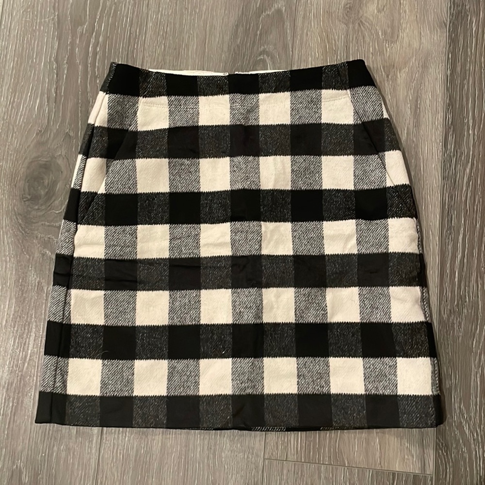 Loft plaid skirt ✨